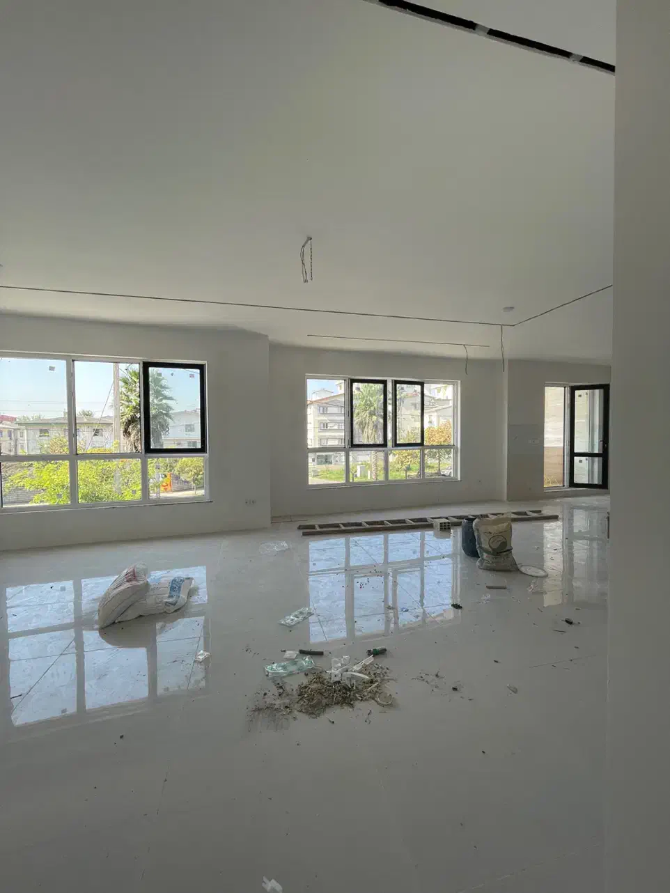 فروش واحد نوساز با نورگیر عالی حوالی میدان تربیت|فروش آپارتمان|لاهیجان, شقایق|دیوار