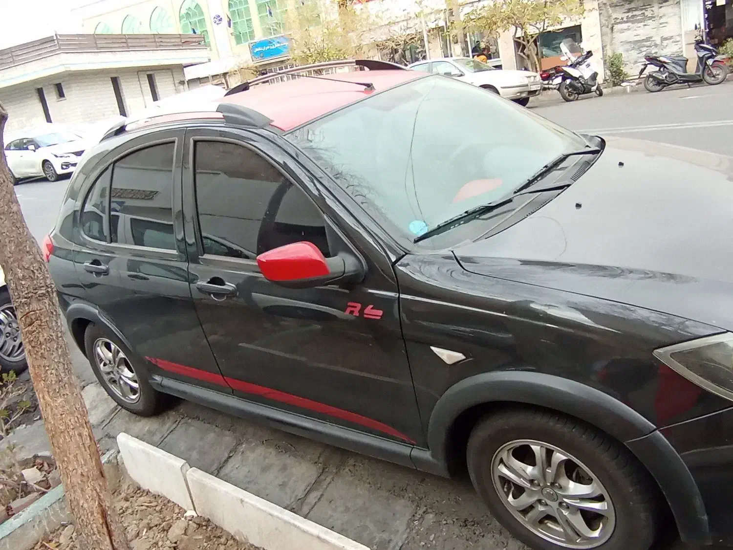 کوییک آر مشکی قرمز|خودرو سواری و وانت|تهران, اسکندری|دیوار
