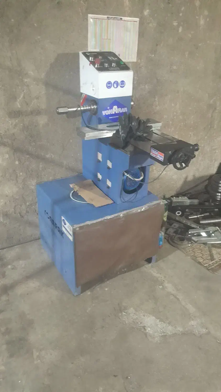 دیسک تراش ، کاسه تراش وفلایویل تراش|ماشین‌آلات صنعتی|آبیک, |دیوار