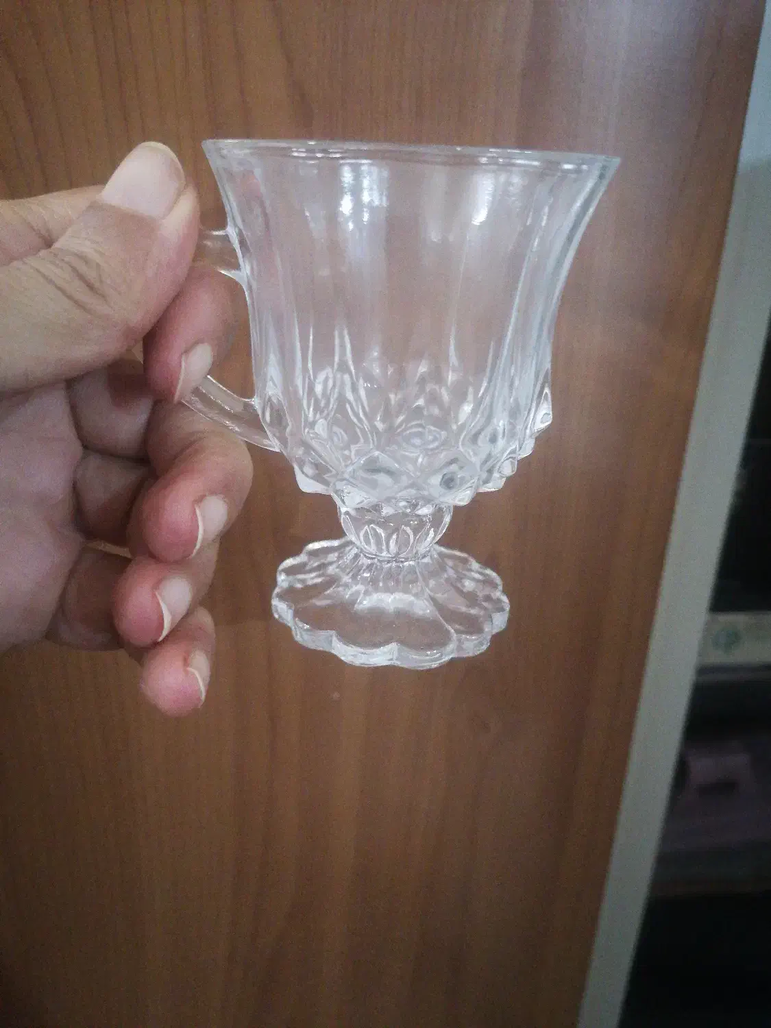 استکان پایه دار خارجی|ظروف سرو و پذیرایی|نجف‌آباد, شیخ آباد|دیوار