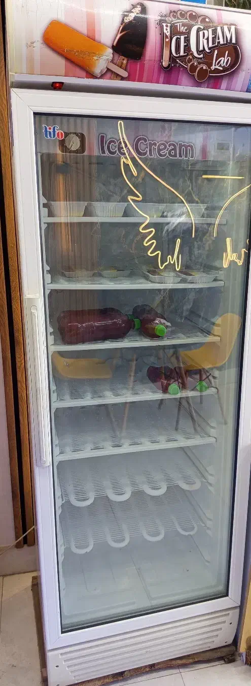 فریزر ایستاده Tifo در حد نو آماده کار حرفه‌ای|فروشگاه و مغازه|تربت‌حیدریه, پارک کاشانی|دیوار