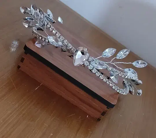 تل سر یلدایی و تاج قابل سفارش|زیورآلات و اکسسوری|آستارا, |دیوار