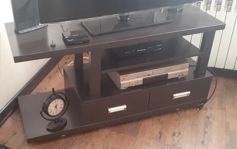 میز تلوزیون|میز تلویزیون|رشت, چمارسرا|دیوار