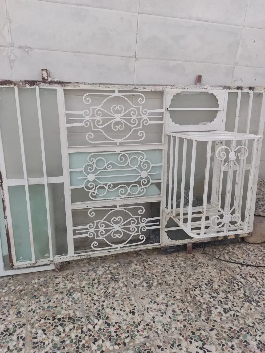 پنجره شیشه ایی|مصالح و تجهیزات ساختمان|شوش, |دیوار