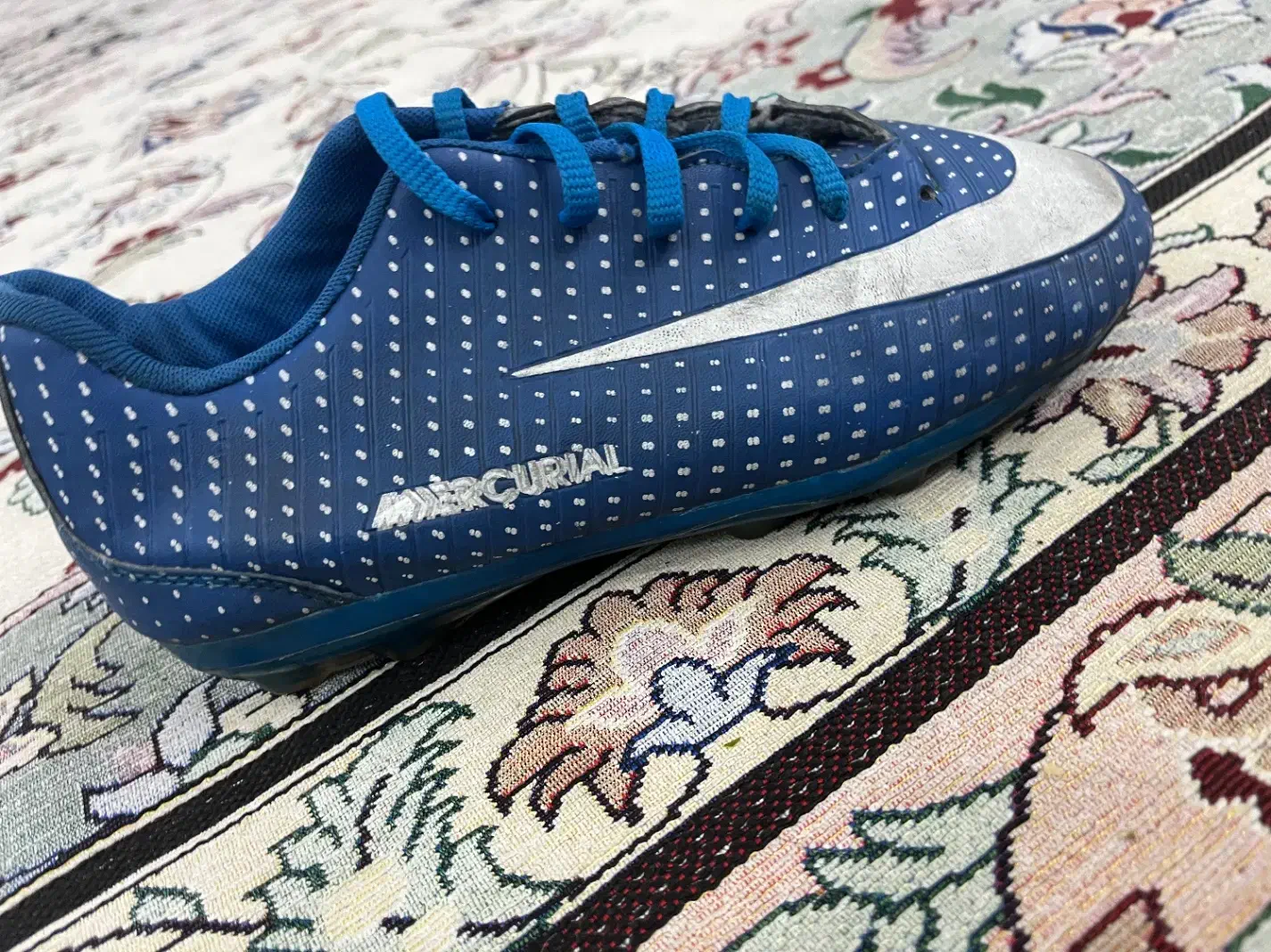 استوک|تجهیزات ورزشی|رشت, باهنر|دیوار