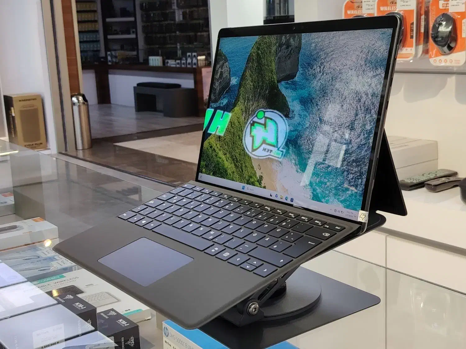 Surface Pro 8 i7-11Gen Ram16|رایانه همراه|کرمان, |دیوار