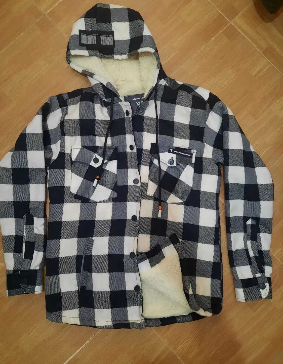 پالتو،کاپشن،لباس گرم،زمستونی|لباس|قدس, شهرقدس|دیوار