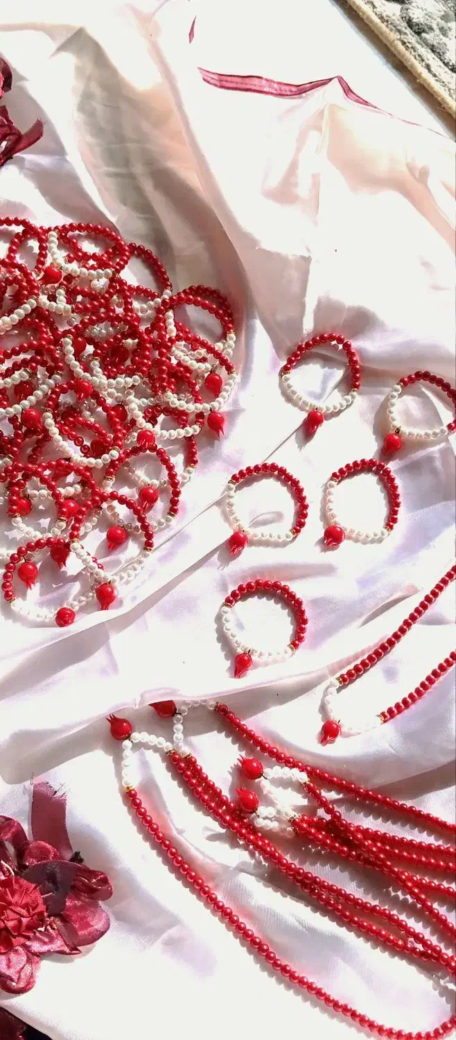 دستبند یلدایی با قیمت مناسب|بدلیجات|چهارباغ, |دیوار