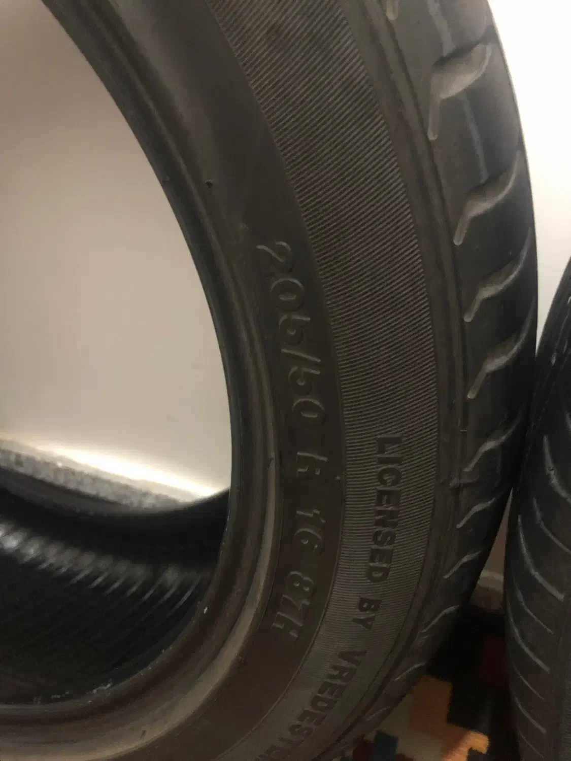 لاستیک سایز ۱۶ فاق کوتاه|قطعات یدکی و لوازم جانبی|خرم‌آباد, |دیوار