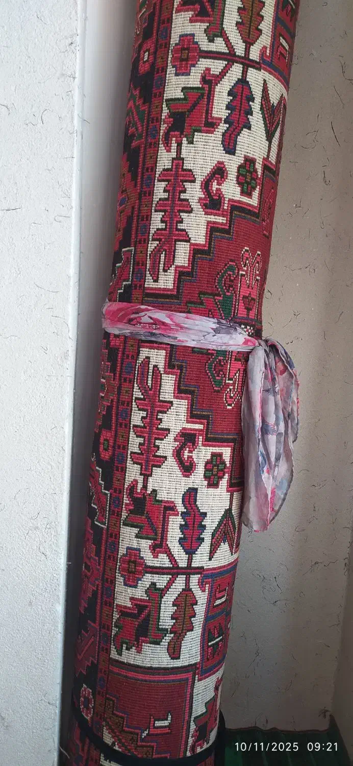 فرش دست بافت اطراف هرییس|فرش|تبریز, |دیوار