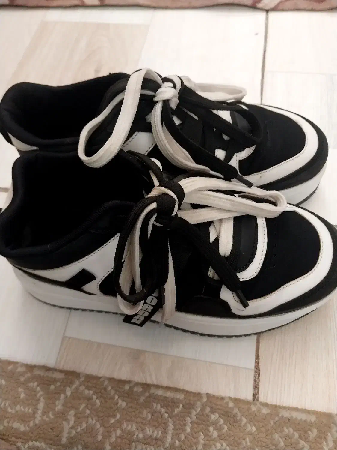 کفش اسپرت|کیف، کفش، کمربند|نیشابور, هفده شهریور|دیوار