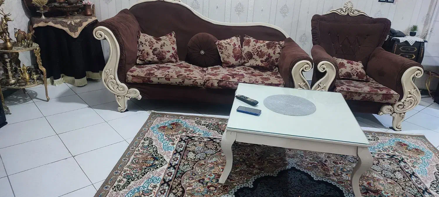 مبل 7نفره در حد نو بدون تو رفتگی|مبلمان خانگی و میز عسلی|رباطکریم, رباطکریم|دیوار