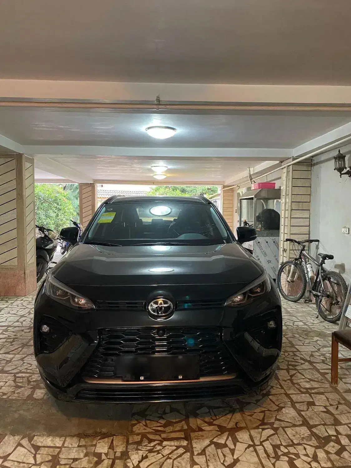 تویوتا وایدلندر ۲۰۲۴ خشک فول امکانات(پلاک ملی)|خودرو سواری و وانت|ساری, |دیوار