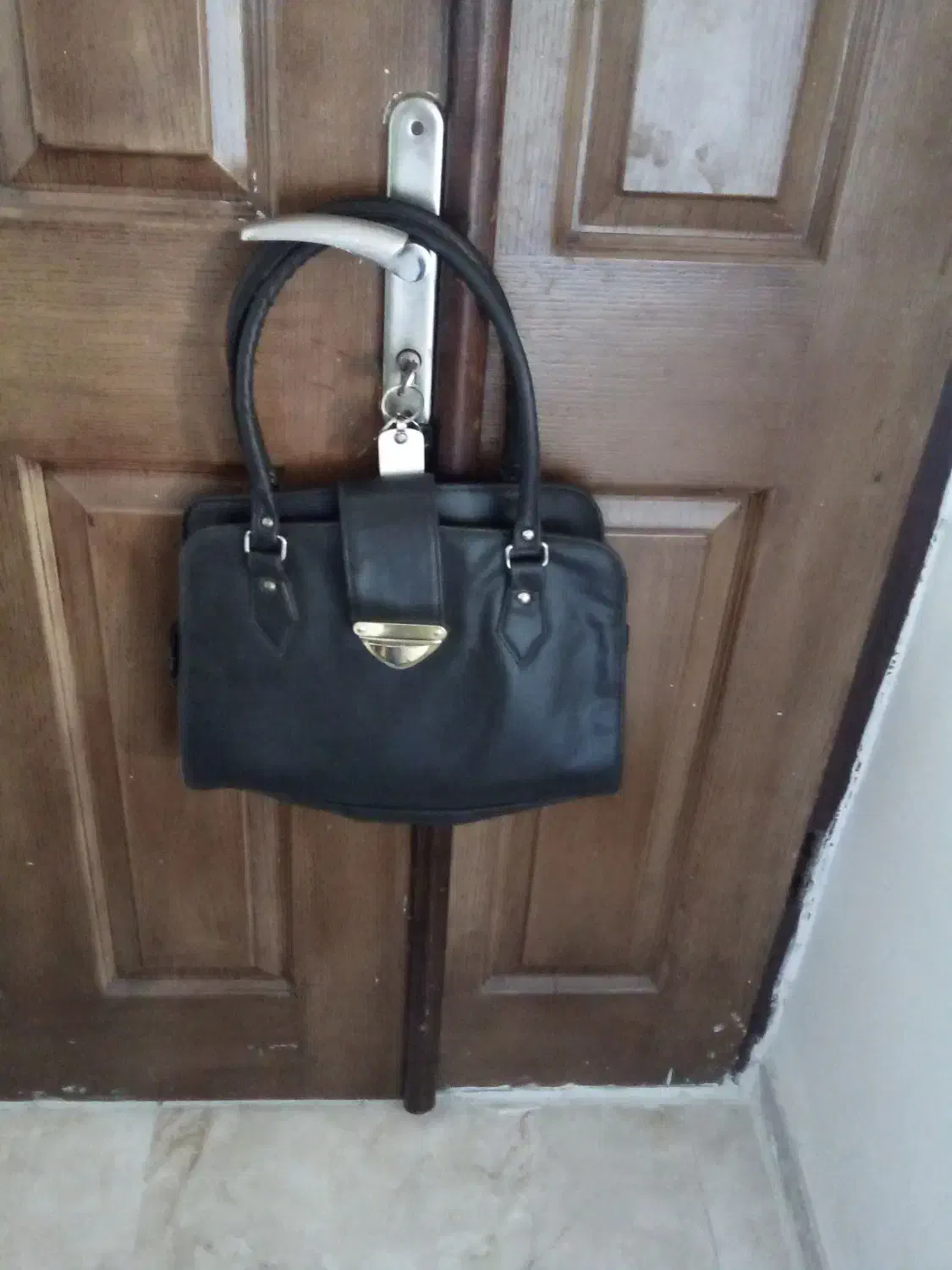 چندعددکیف‌سالم‌بفروش‌میرسد|کیف، کفش، کمربند|لنگرود, |دیوار