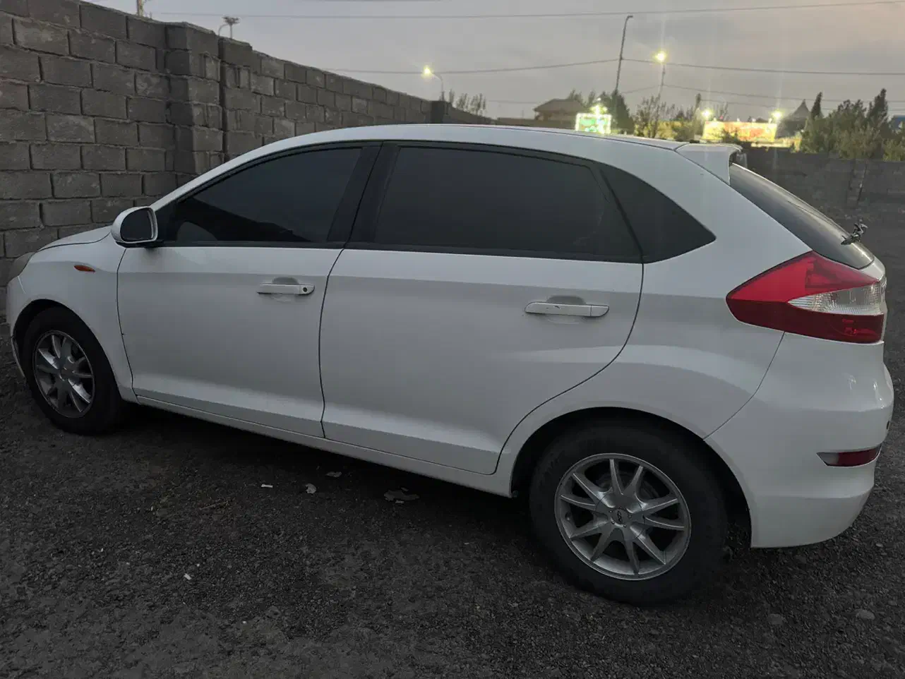 اموی ام ۳۱۵ -مدل ۹۱|خودرو سواری و وانت|اندیشه, اندیشه فاز ۱|دیوار