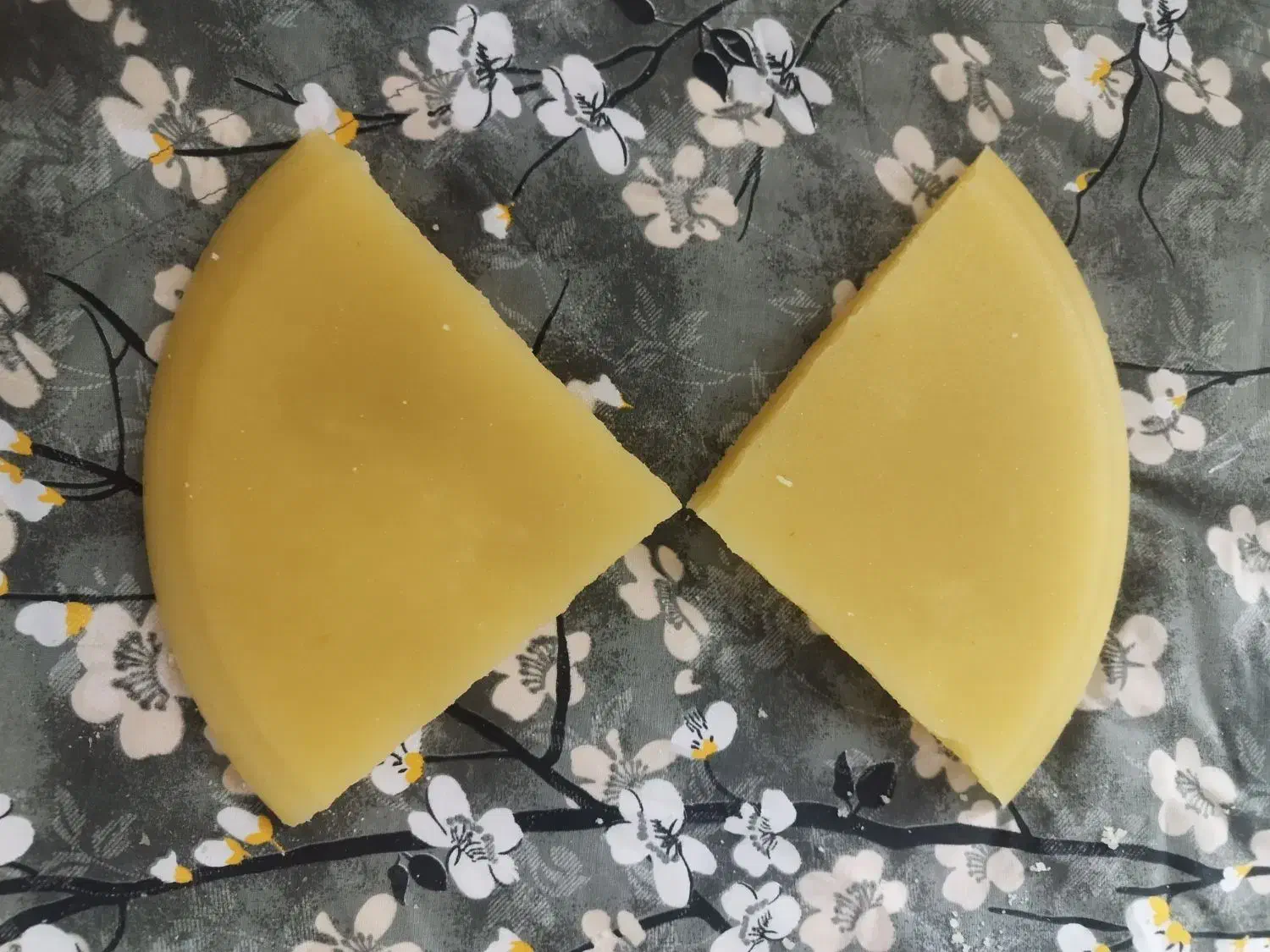 آبنبات باانواع طعم ،زعفرونی و...|خوردنی و آشامیدنی|تربتحیدریه, شهرک ولیعصر|دیوار