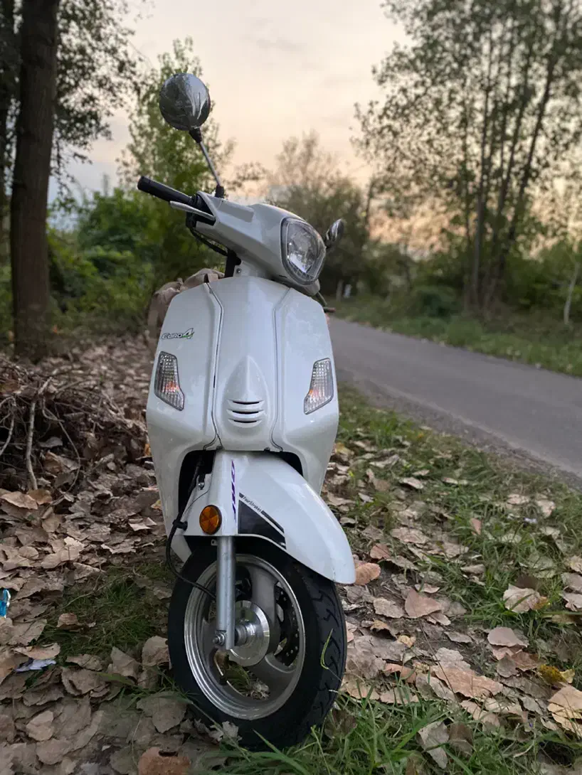 بنلی ستا کم کار در حد صفر|موتورسیکلت|رشت, توشیبا|دیوار