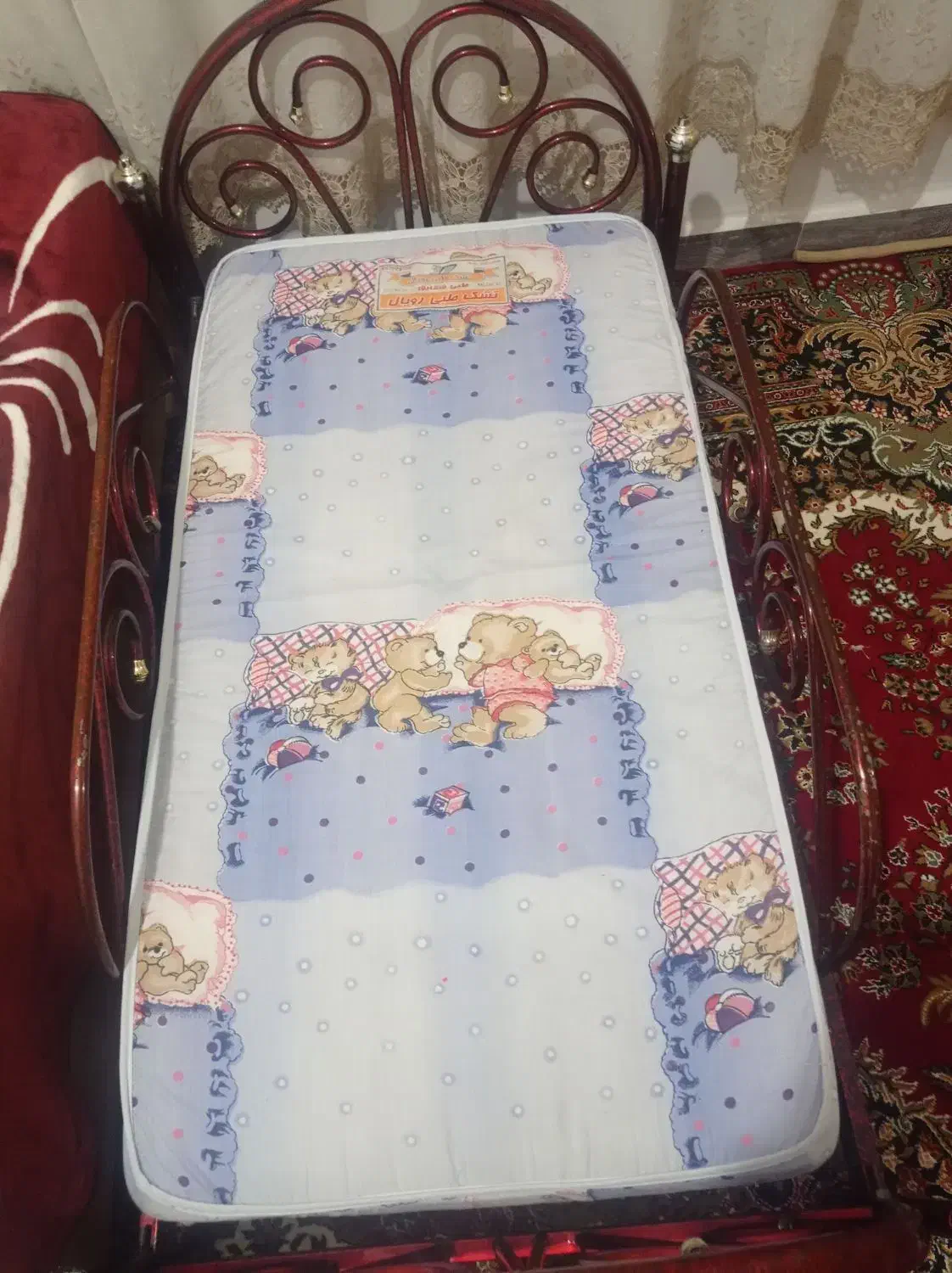 تخت خواب کودک|تخت و صندلی بچه|ارومیه, |دیوار