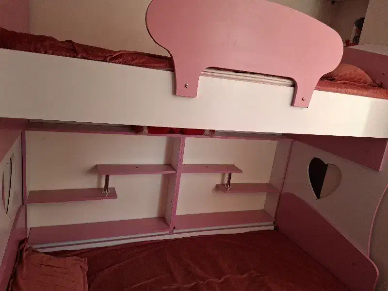 تخت دوطبقه دخترانه|تخت و سرویس خواب|تهران, مقدم|دیوار