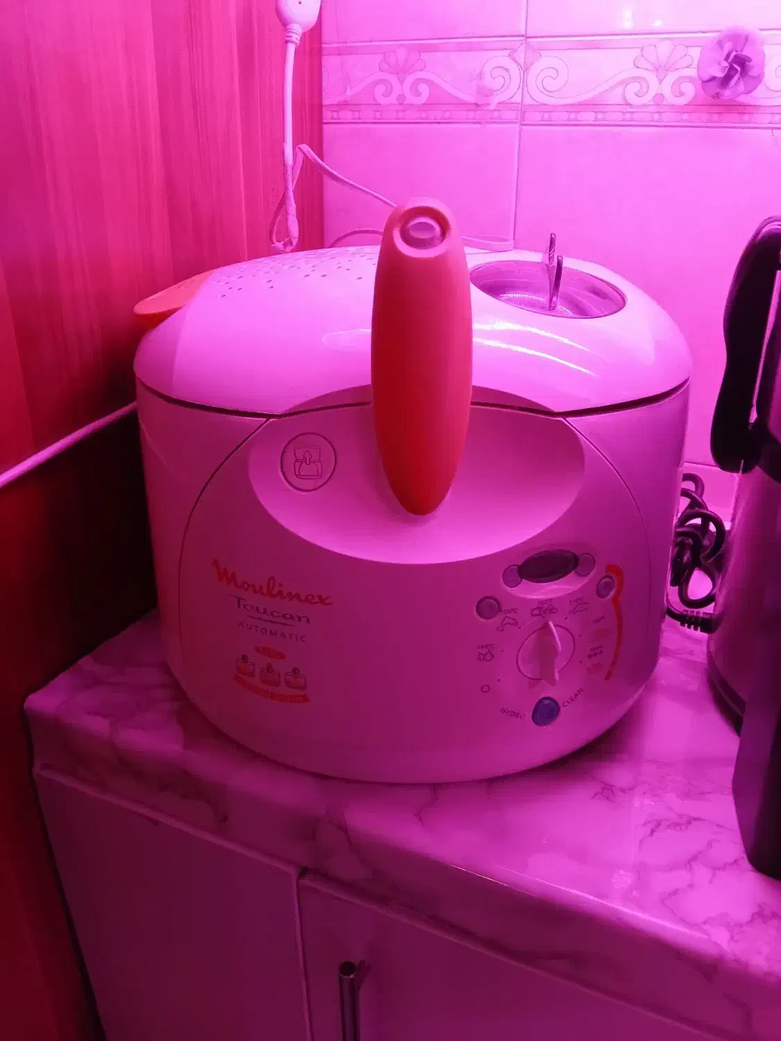 سرخ کن|سایر لوازم برقی|کرج, کوی زنبق|دیوار