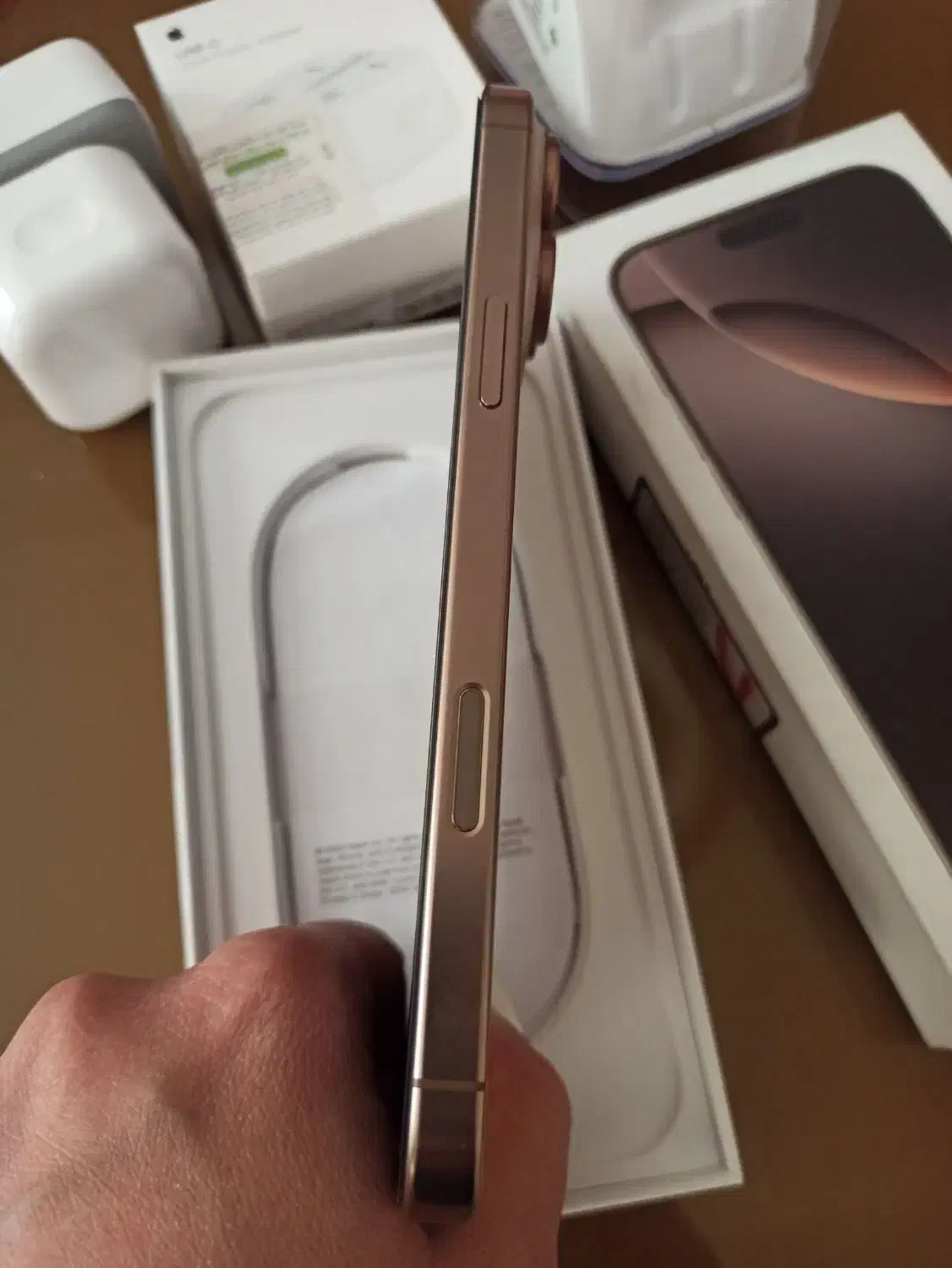 اپل iPhone 16 Pro Max با حافظهٔ ۲۵۶ گیگابایت|موبایل|بجنورد, |دیوار