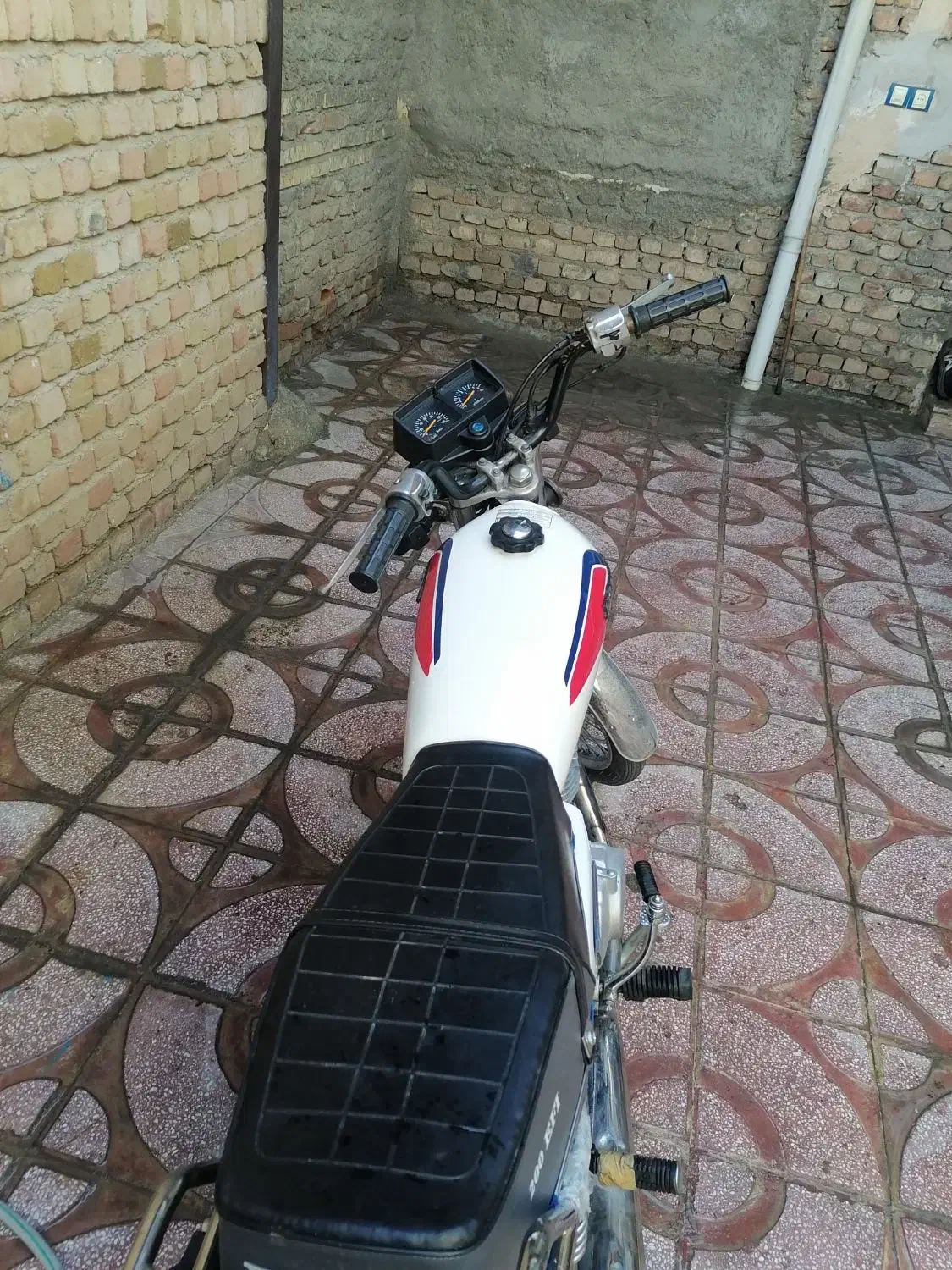 موتورسیکلت|موتورسیکلت|بروجرد, |دیوار