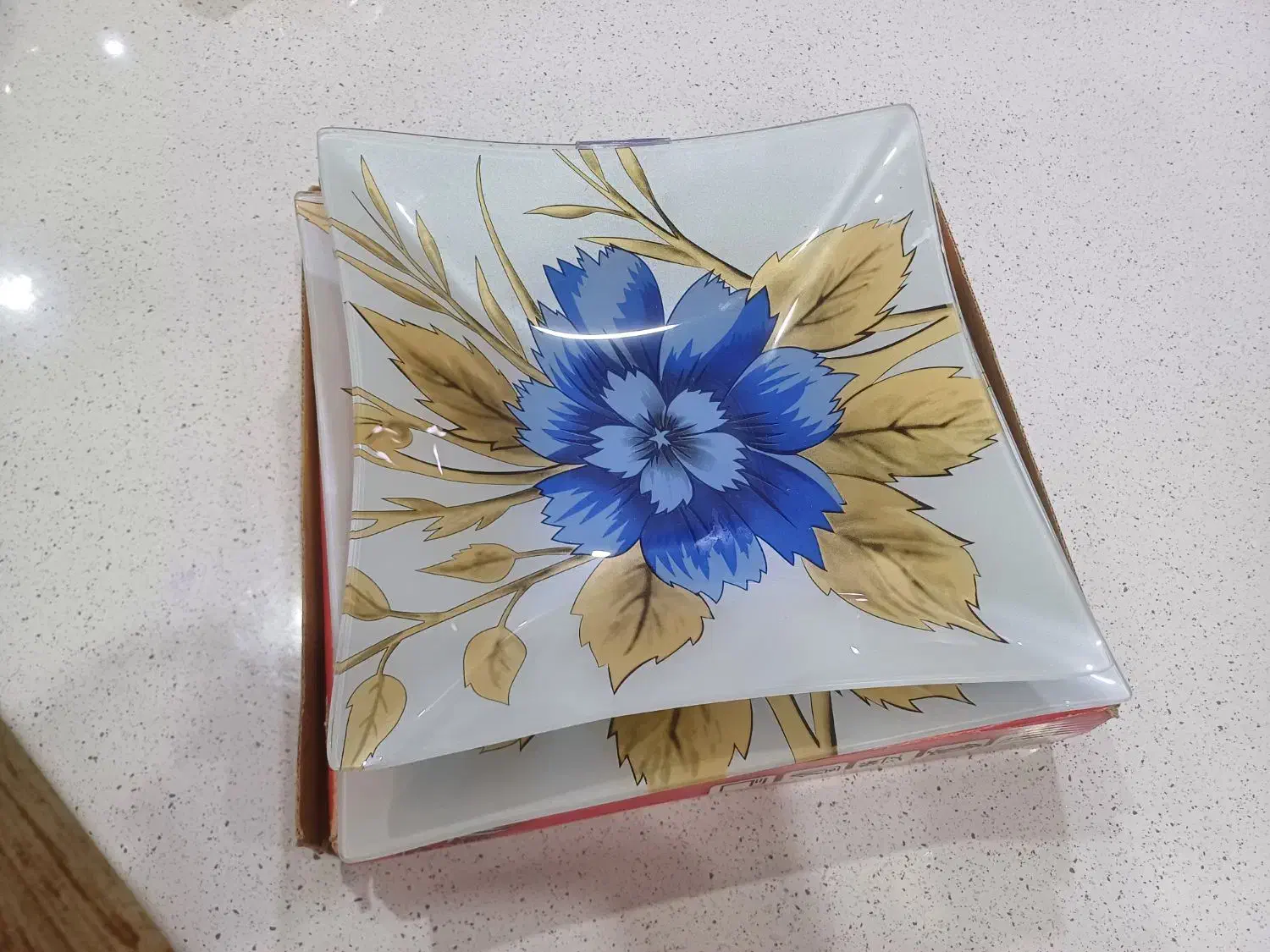 تعدادی ظروف پذیرایی|ظروف سرو و پذیرایی|اهواز, کوی ایثار|دیوار