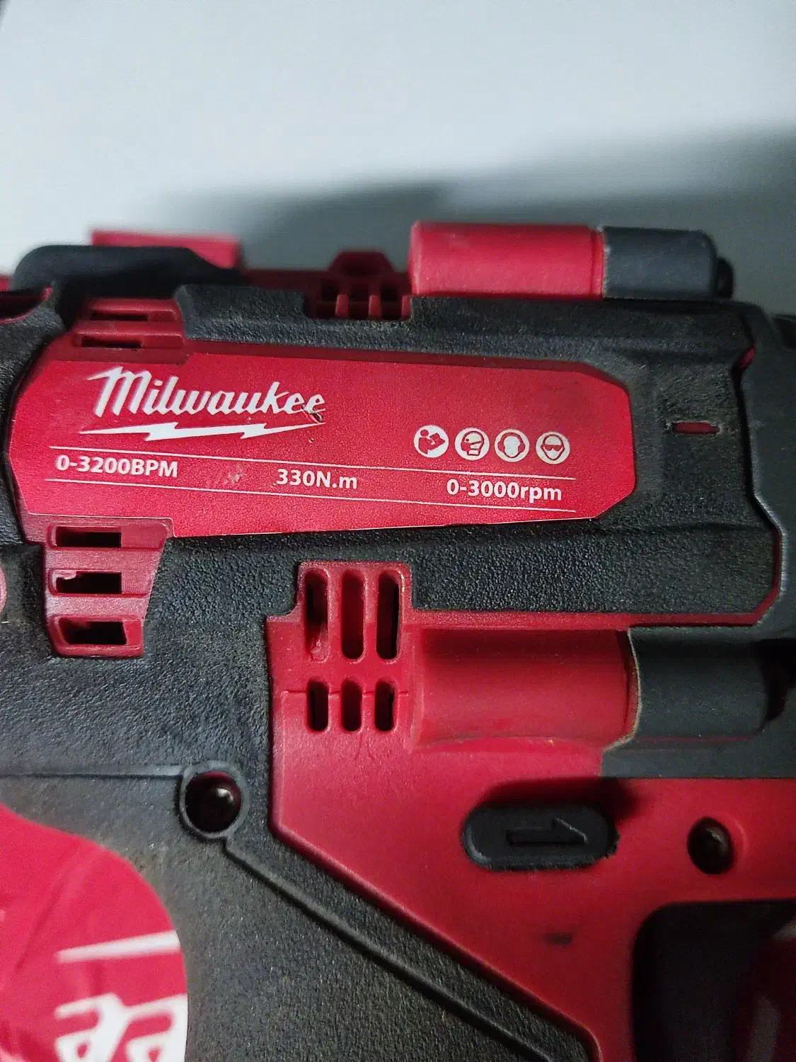 بکس شارج میلواکی 330|ابزارآلات|چغادک, |دیوار