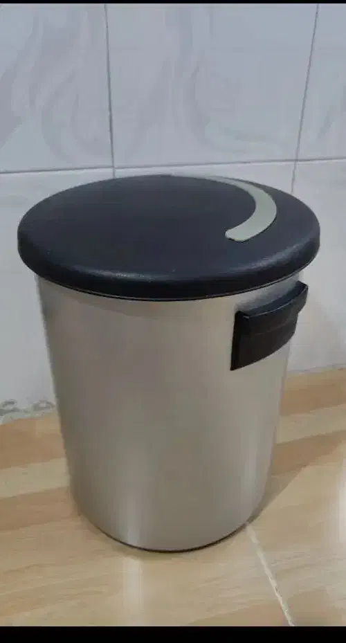 سطل برنج|لوازم نظافت|میانه, |دیوار