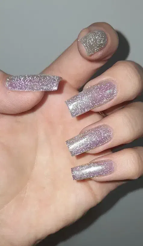 کاشت ناخن|خدمات آرایشگری و زیبایی|قم, ولیعصر|دیوار