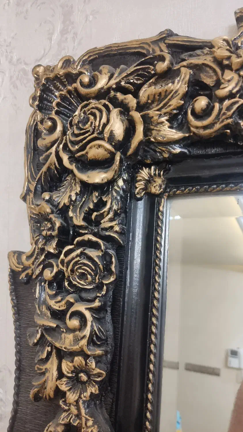 آینه|آینه|همدان, |دیوار