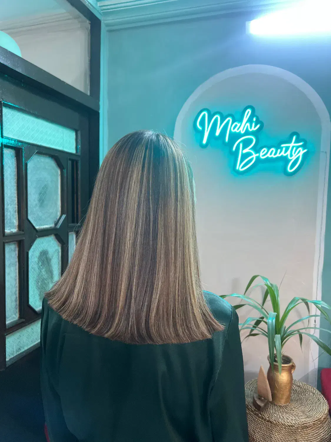 سالن تخصصی ماهی نور خدمات سالن زیبایی|خدمات آرایشگری و زیبایی|مشهد, یوسفیه (شهرک غرب)|دیوار