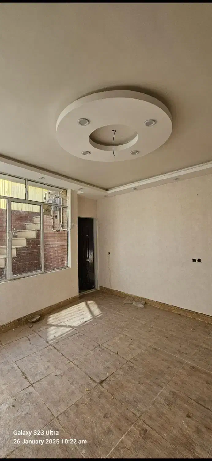 طبقه هم کف از دو طبقه راه جدا امکانات کامل|فروش آپارتمان|اصفهان, سودان|دیوار