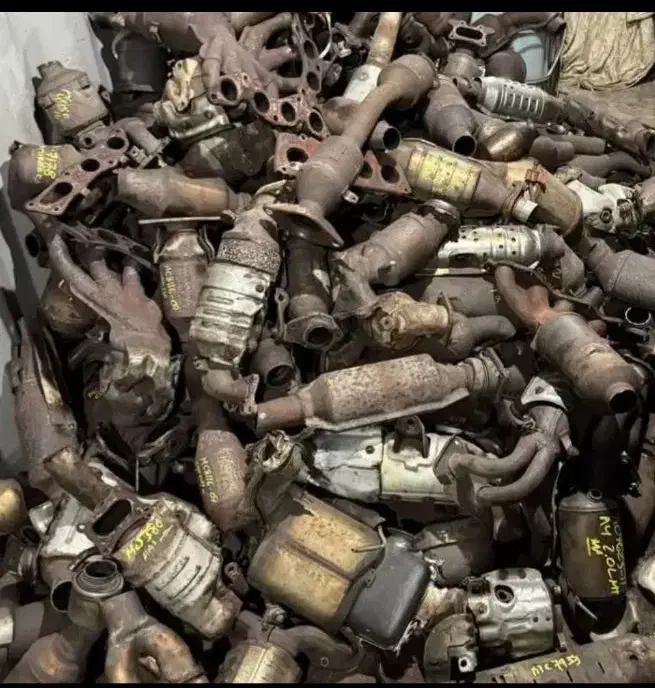 خرید و فروش انواع کاتالیزور در تمامجنوب|قطعات یدکی و لوازم جانبی|جیرفت, |دیوار