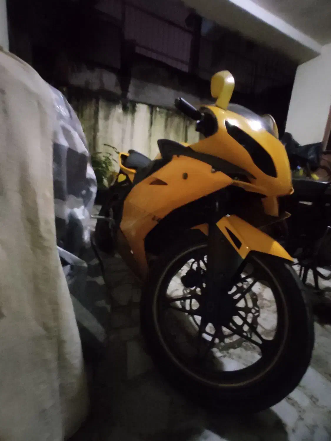 مگلی زرد 250|موتورسیکلت|رشت, توشیبا|دیوار