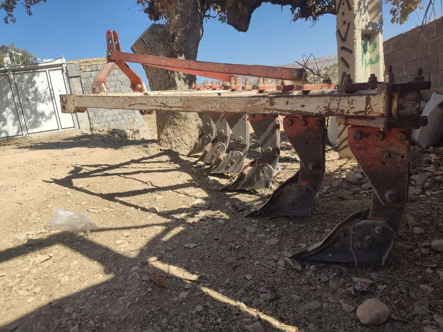 فروش گاواهن ۶خیش|ماشین‌آلات صنعتی|همایجان, |دیوار