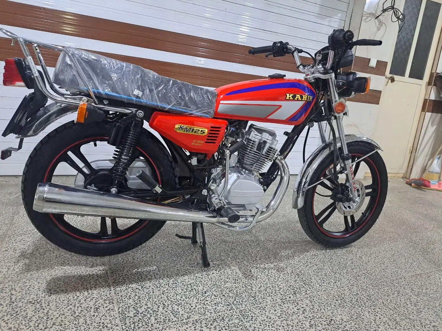 کبیر ۱۲۵ فول|موتورسیکلت|شوشتر, |دیوار