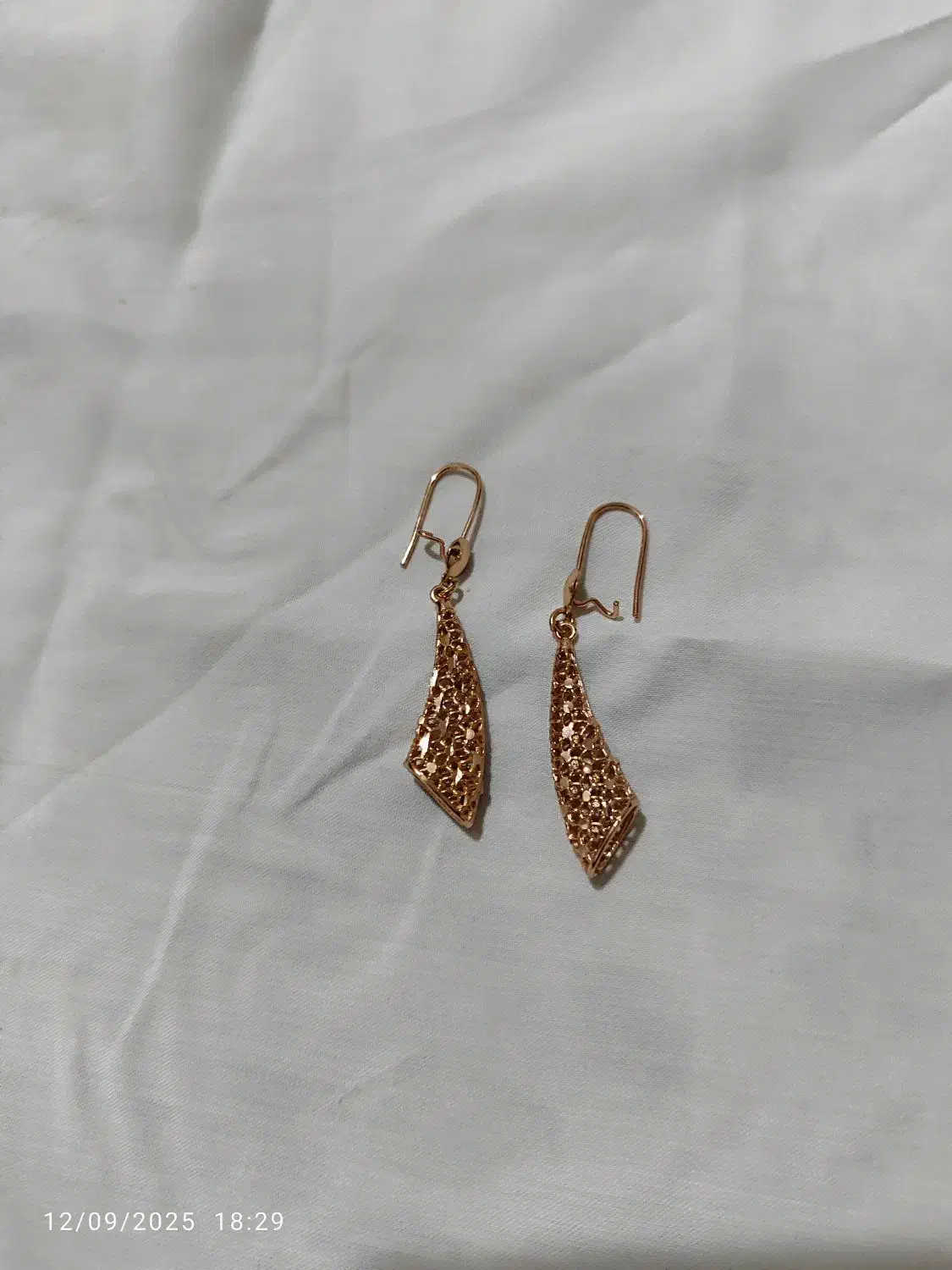 نیمست وگوشواره|بدلیجات|مشهد, چهارچشمه|دیوار