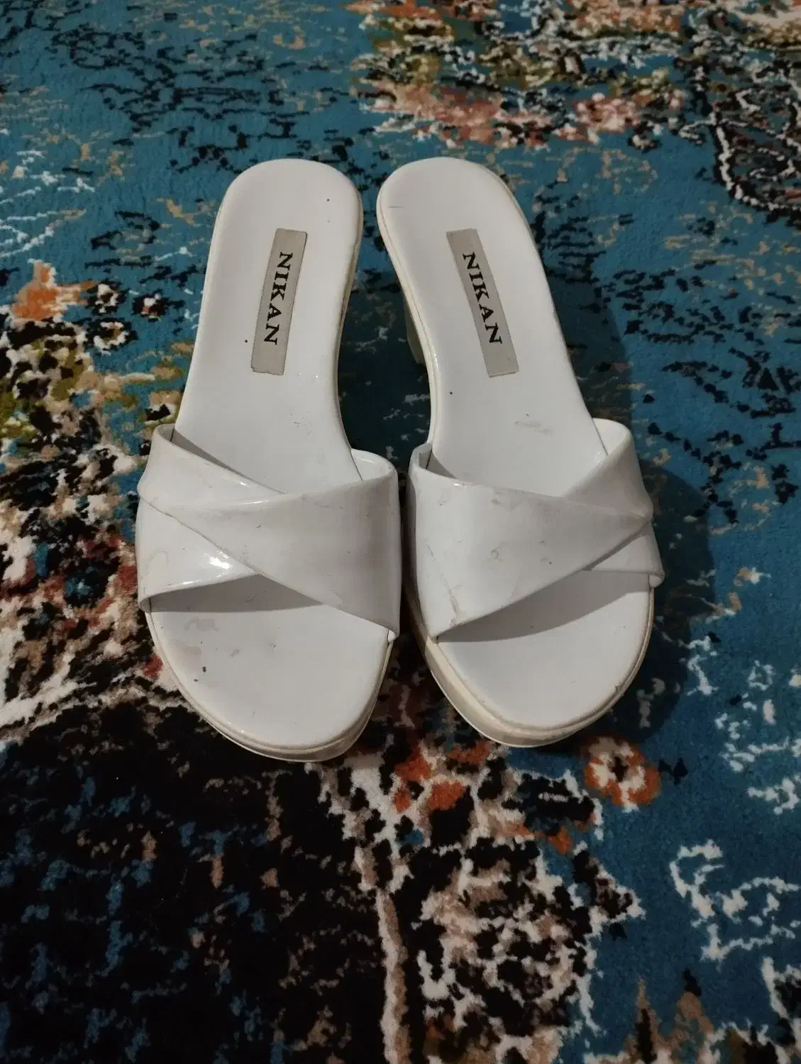 صندل|کیف، کفش، کمربند|بندر کنگان, |دیوار