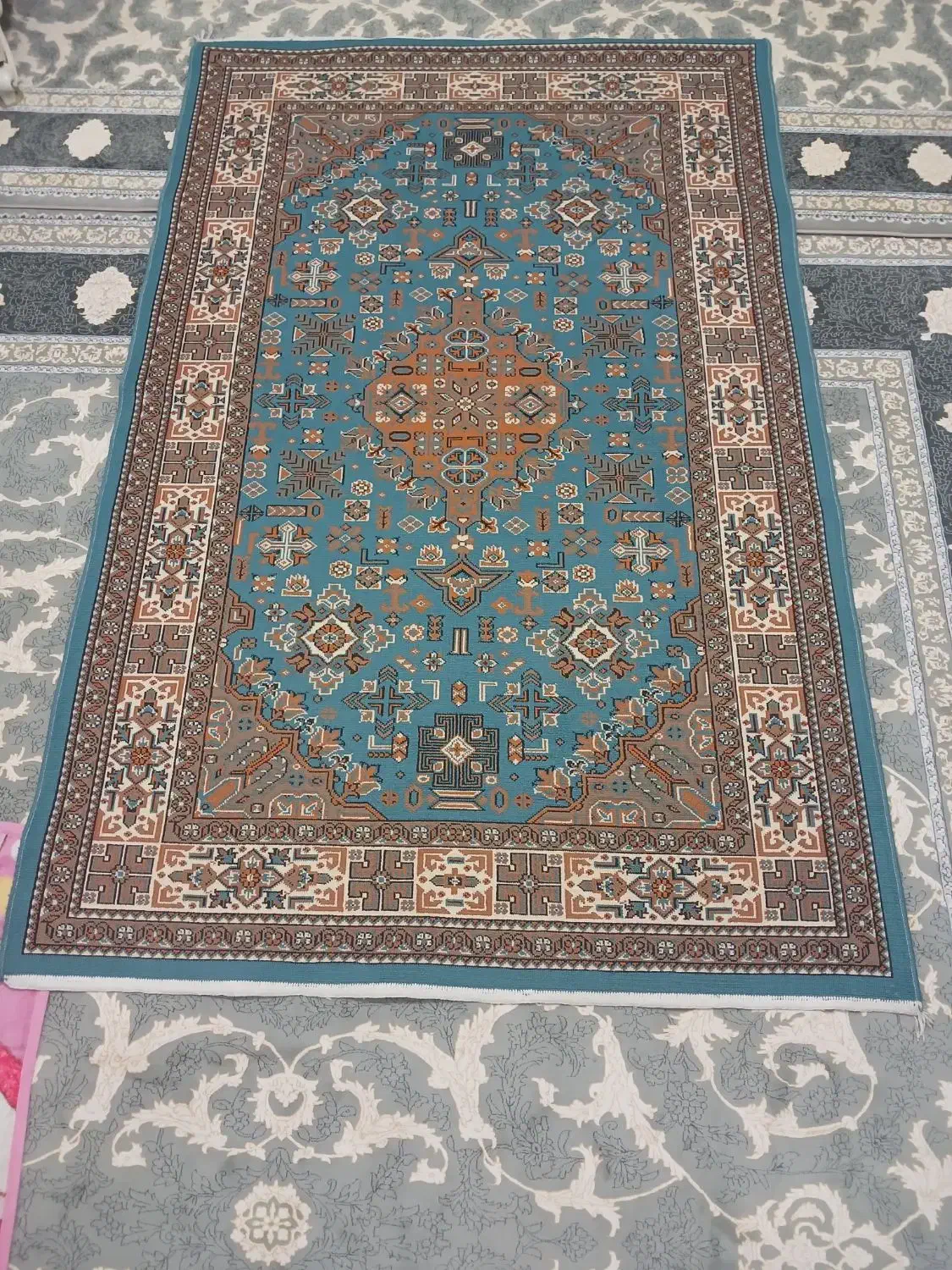 گلیم فرش سالم و نو|فرش|اراک, |دیوار