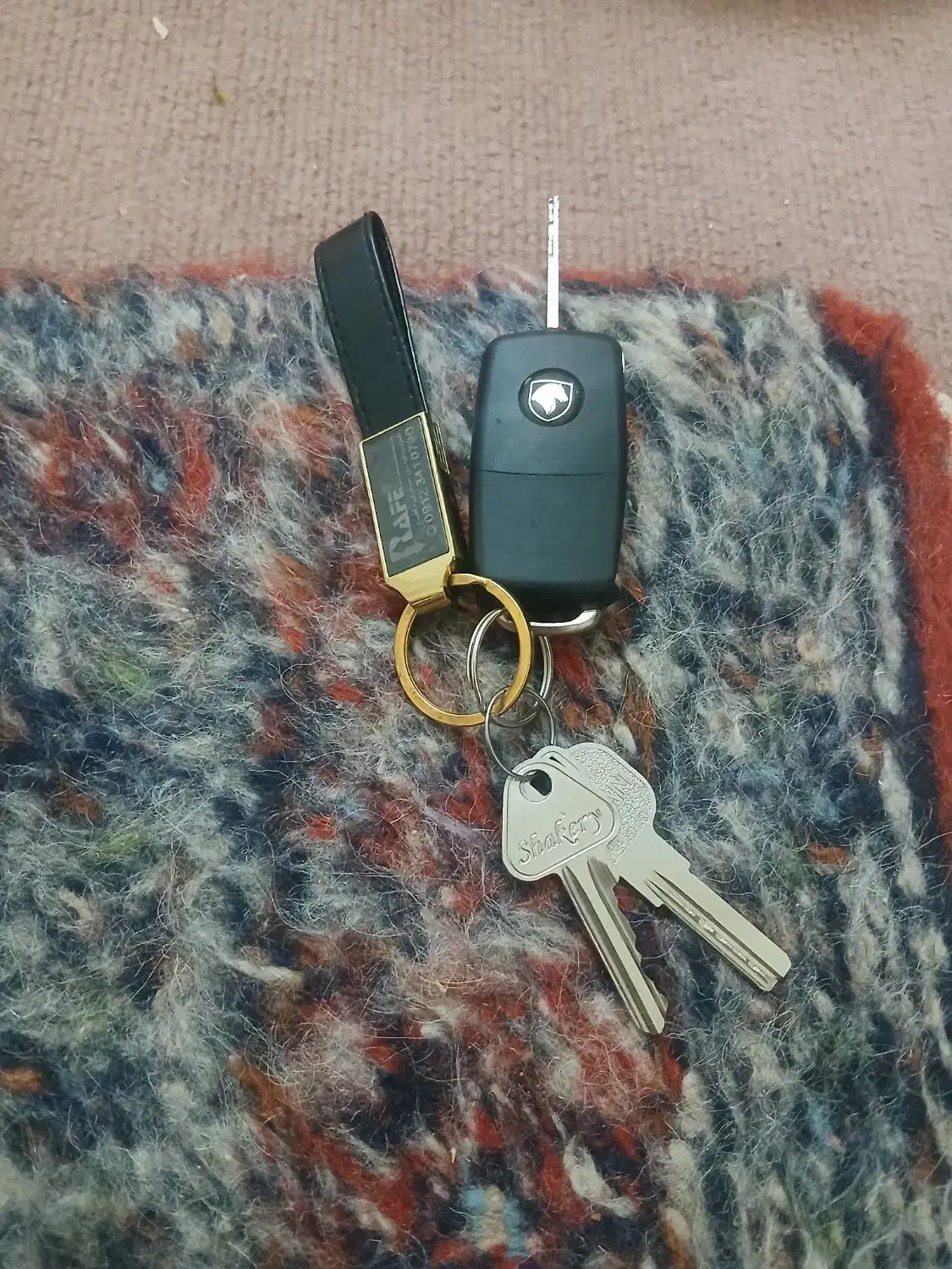 پیداشده|اشیا|زنجان, |دیوار