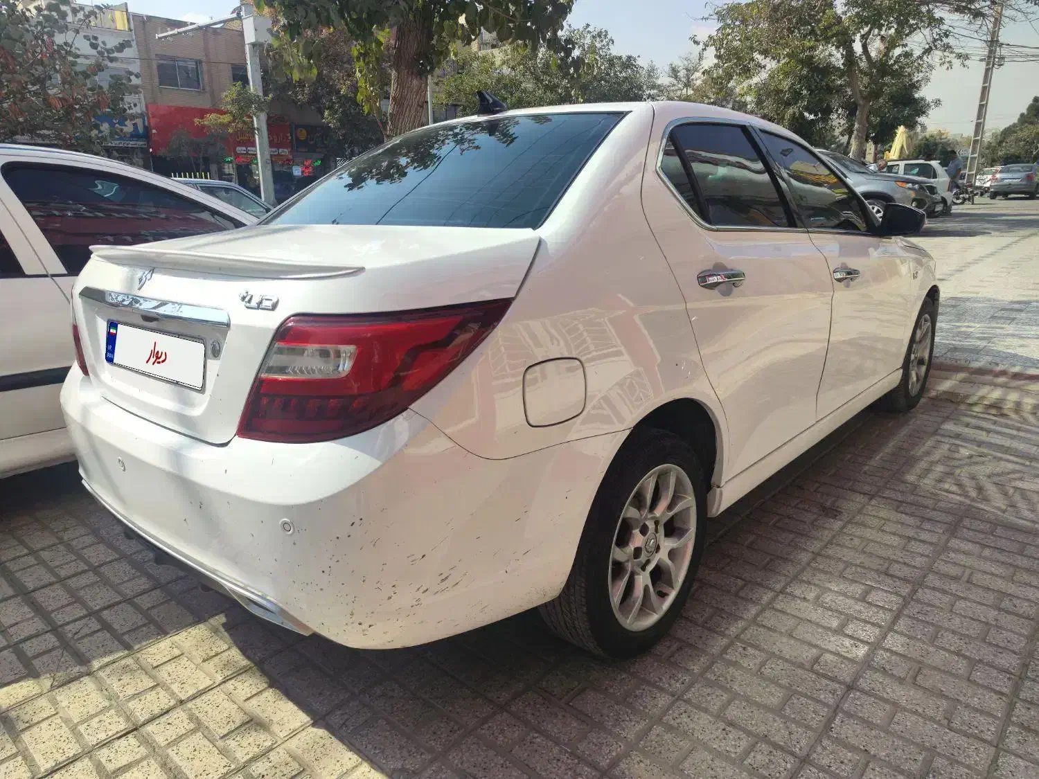 دنا پلاس اتومات ۱۳۹۹|خودرو سواری و وانت|مشهد, دانشجو|دیوار