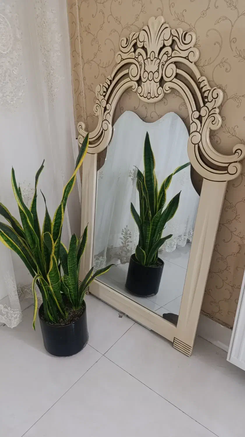 اینه و قاب|آینه|مشهد, الهیه|دیوار