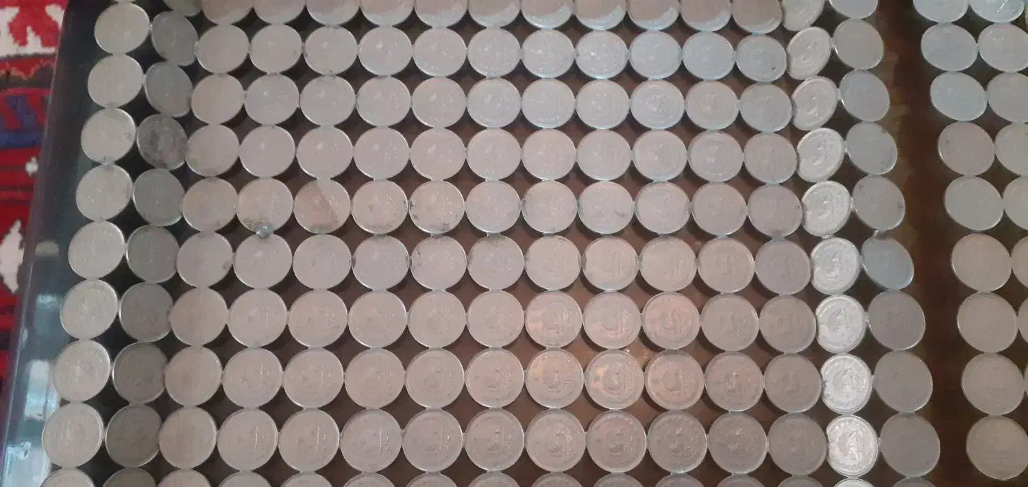 سکه ۱ ریالی ۱۳۵۷ و ۲۵۳۶|کلکسیون سکه، تمبر، اسکناس|تهران, باغ خزانه|دیوار