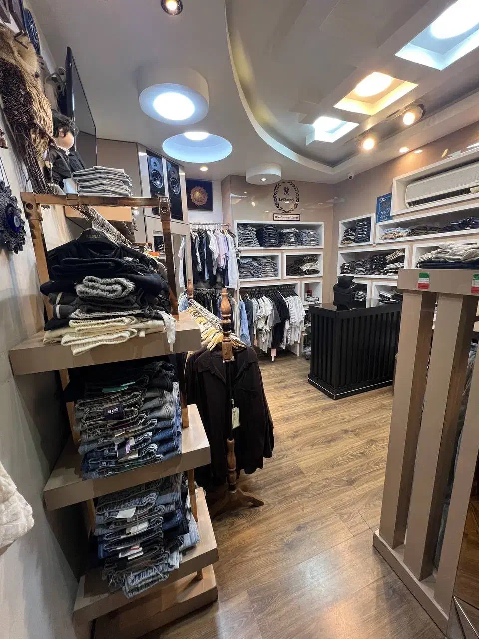 فروش دکور مغازه،قفسه،مانکن،رگال،پیشخوان|فروشگاه و مغازه|قائمشهر, |دیوار