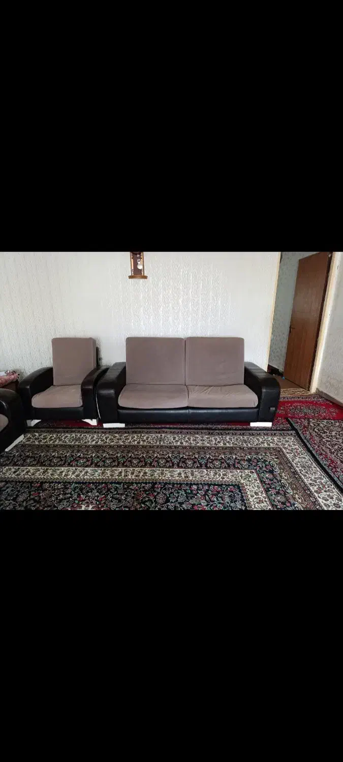 مبل راحتی هفت نفره دسته چرم|مبلمان خانگی و میز عسلی|نهاوند, |دیوار