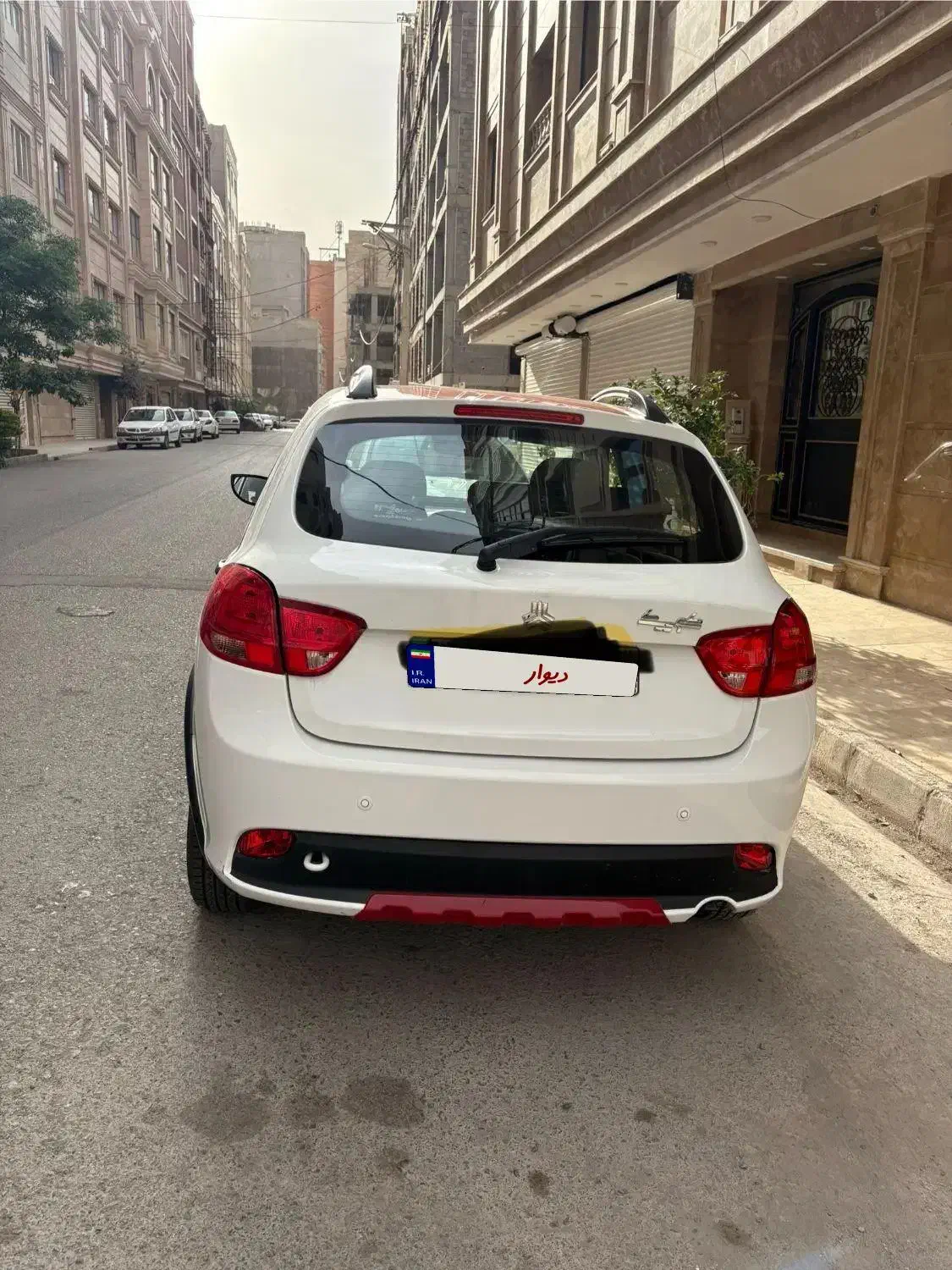 کوییک سفید قرمز ۱۴۰۳|خودرو سواری و وانت|قم, انسجام|دیوار