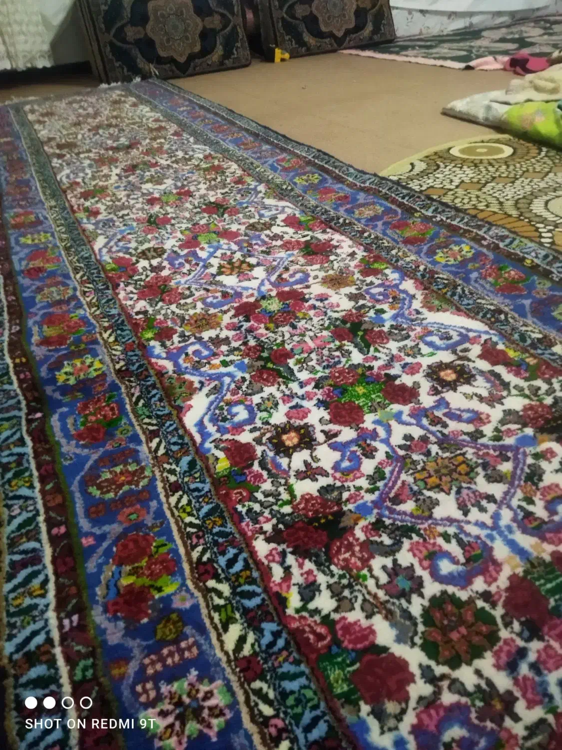 کناره دست باف|فرش|تهران, آرارات|دیوار