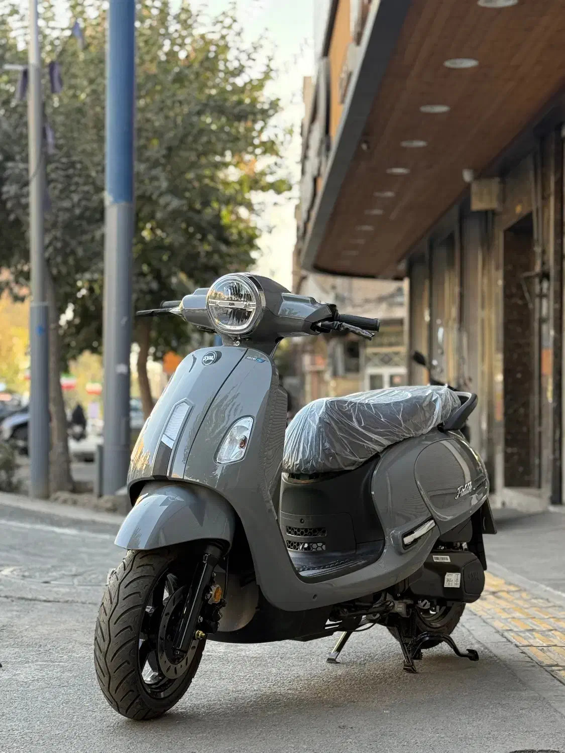 فیدل ۴|موتورسیکلت|تهران, آبشار|دیوار