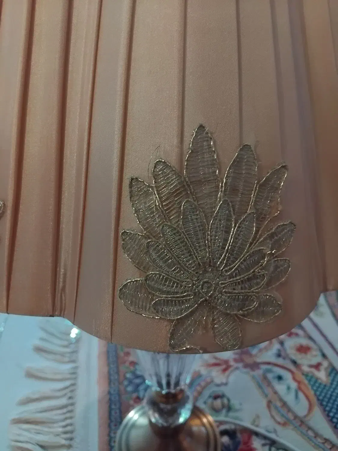 یک عدد آباژور برنز|چراغ خواب و آباژور|ارومیه, |دیوار